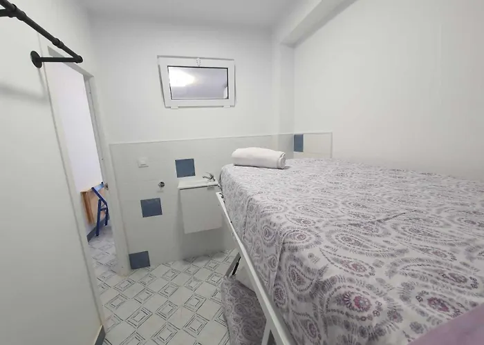 La Maisonnette Bleue בית נופש אמפוריבראבה